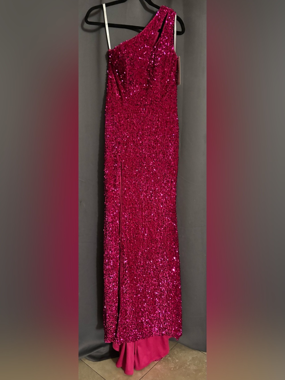 Sophia Thomas - one shoulder velvet sequin dress -Size 6